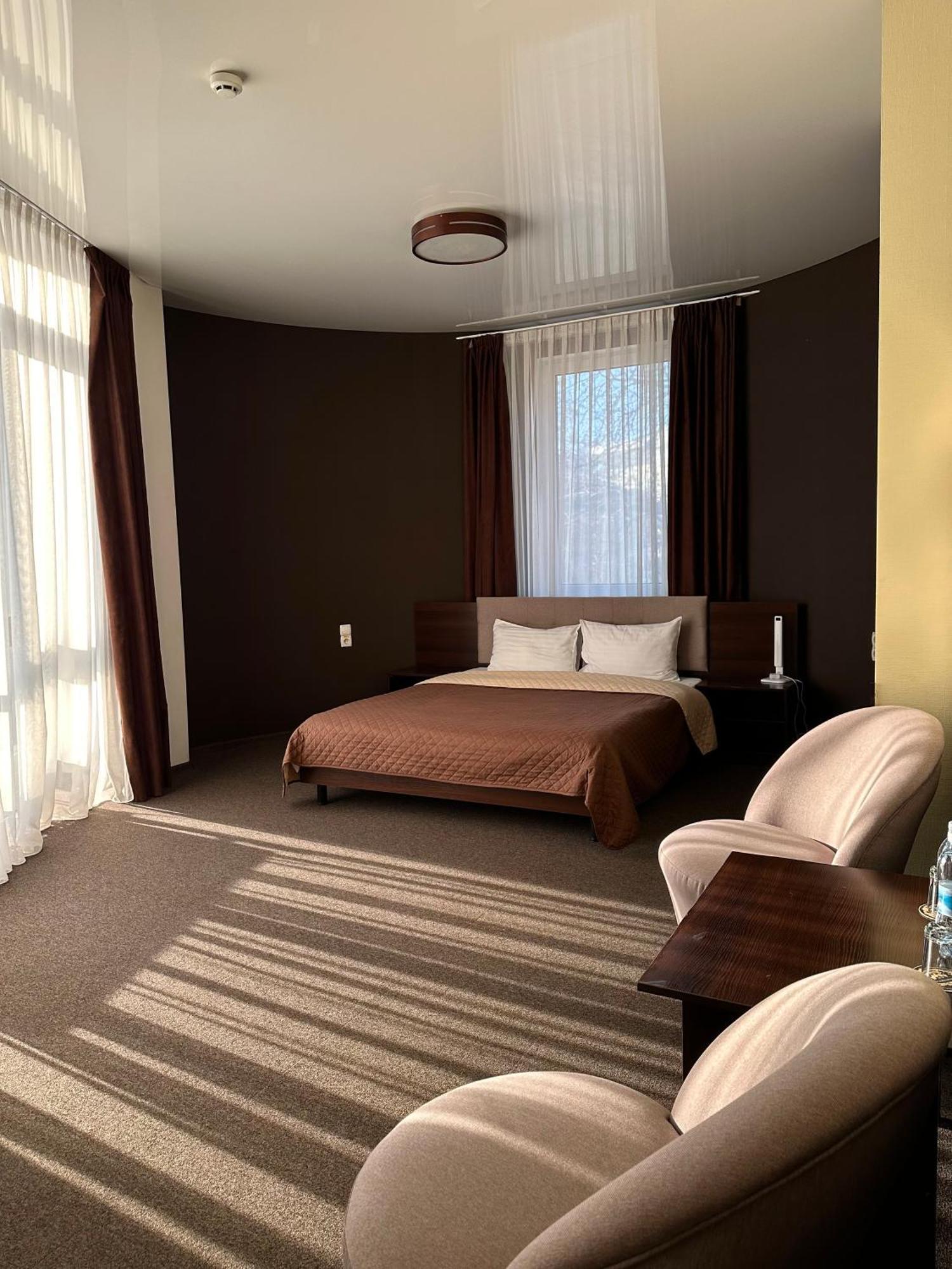 Hotel Atmosphere Poltava Rom bilde