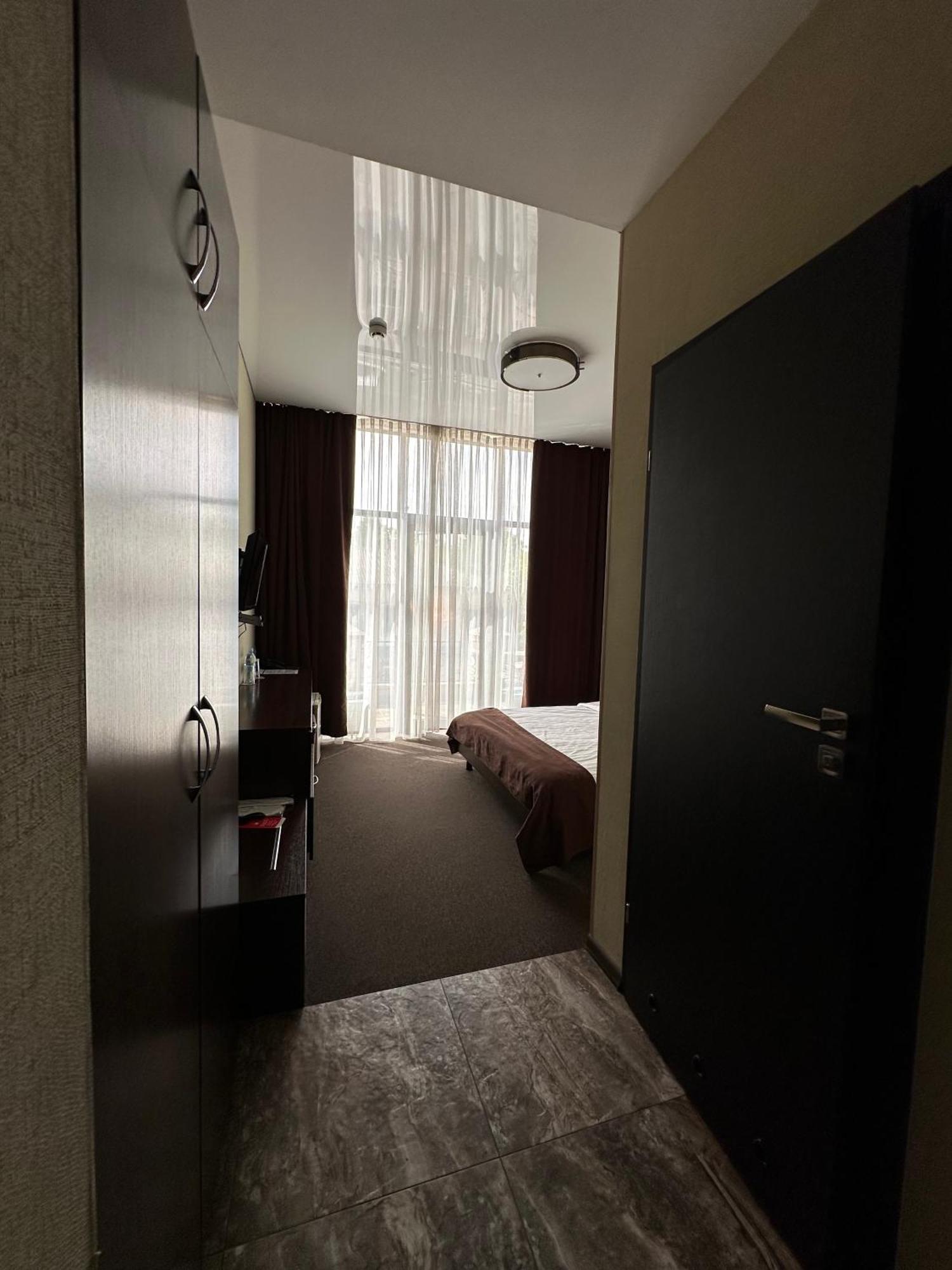 Hotel Atmosphere Poltava Eksteriør bilde