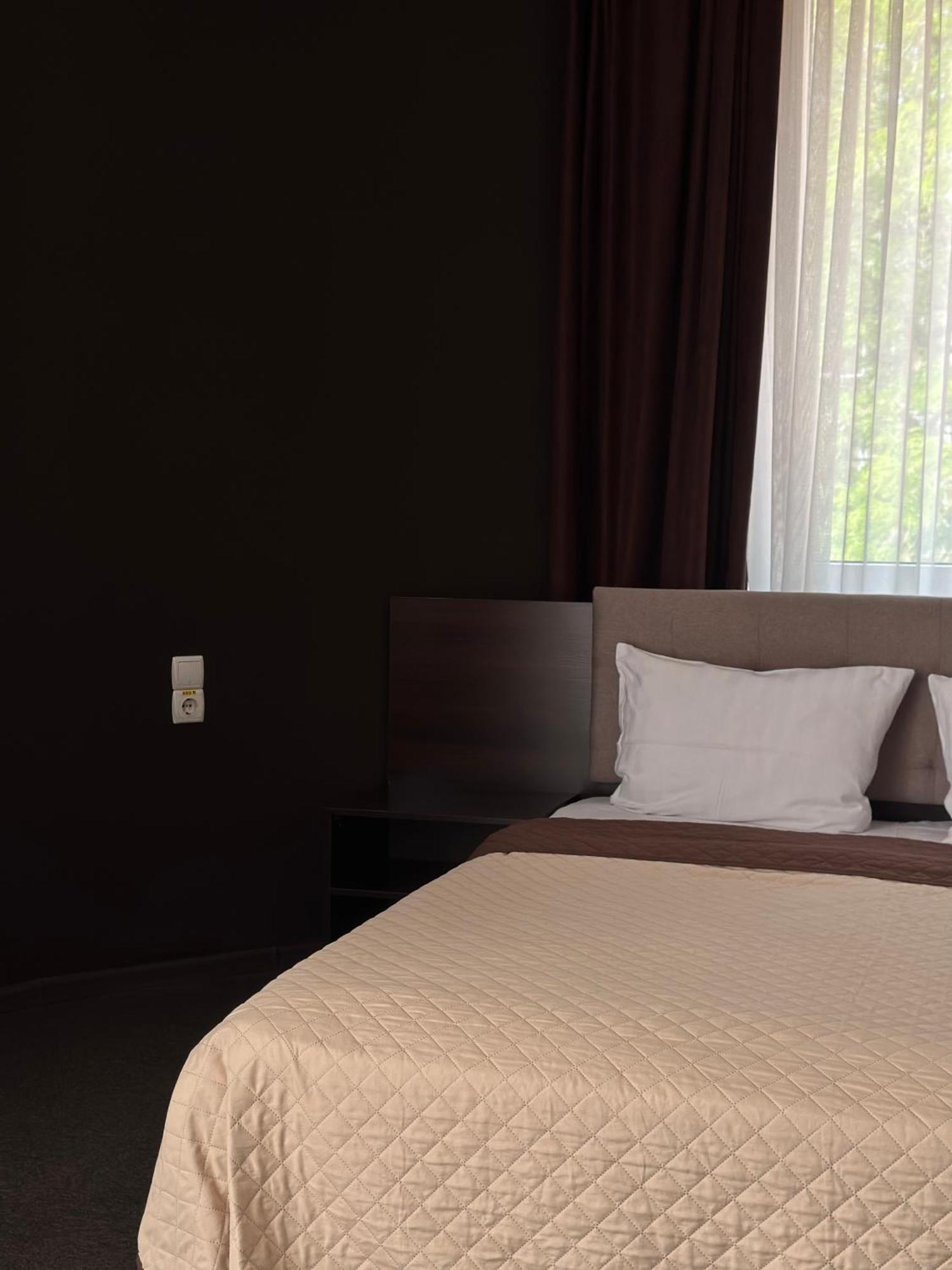Hotel Atmosphere Poltava Eksteriør bilde