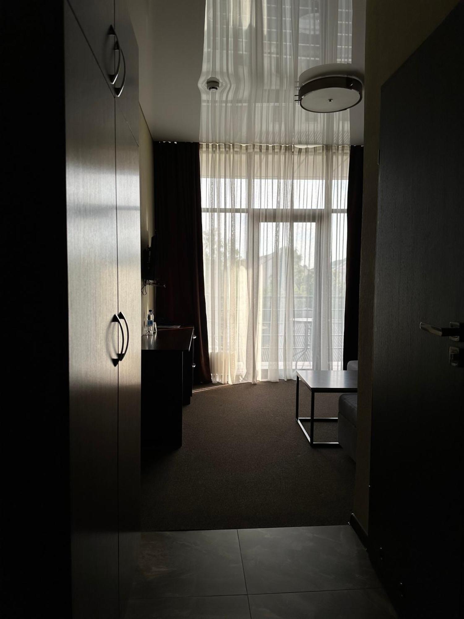 Hotel Atmosphere Poltava Eksteriør bilde