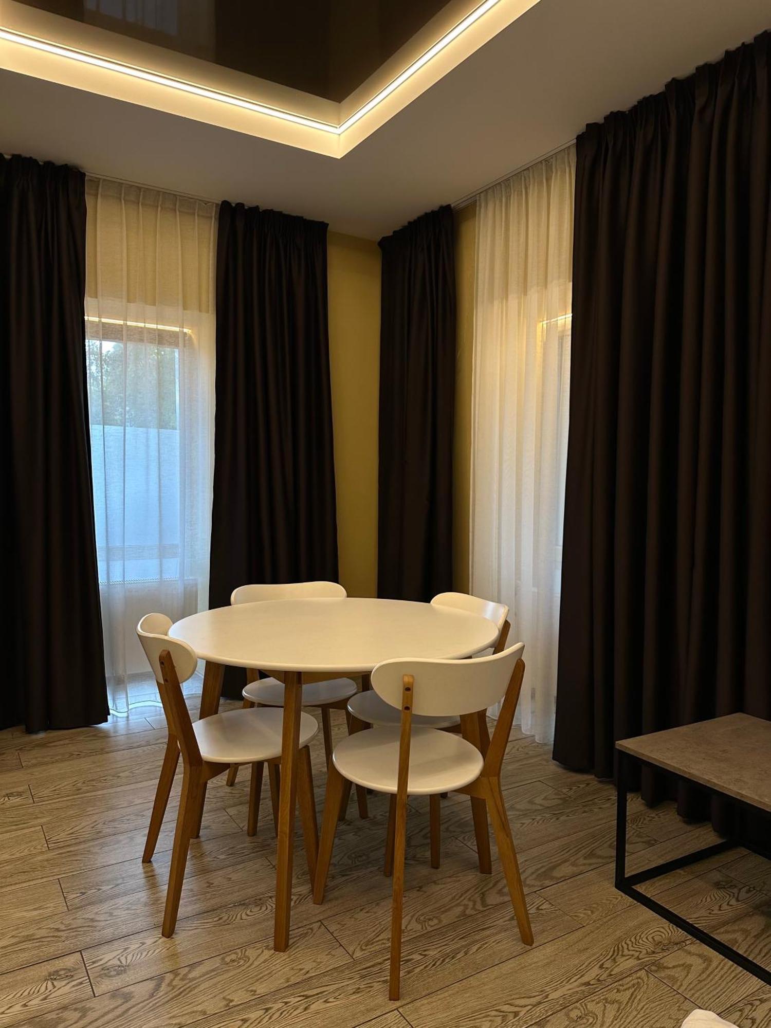 Hotel Atmosphere Poltava Eksteriør bilde